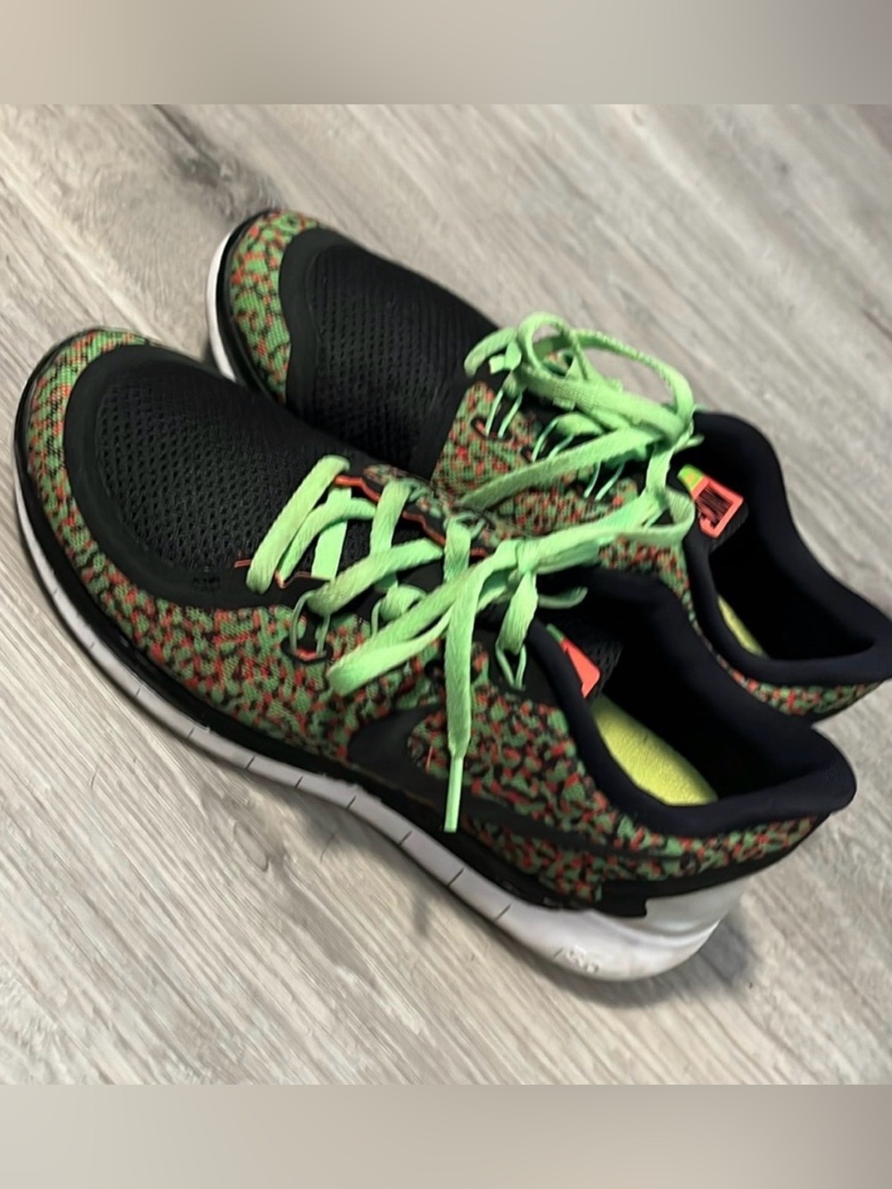 Nike Free Run 5.0 Shoes Size 9.5 Womens Black Pink